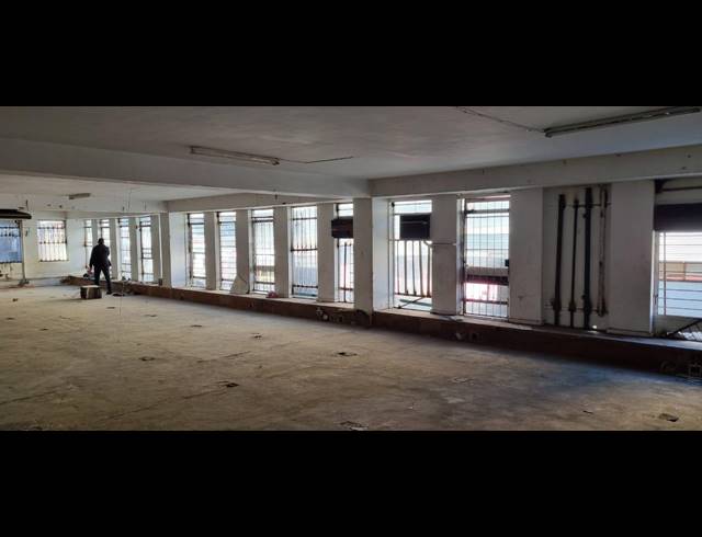 450M² OFFICE TO LET IN KRUGERSDORP CENTRAL